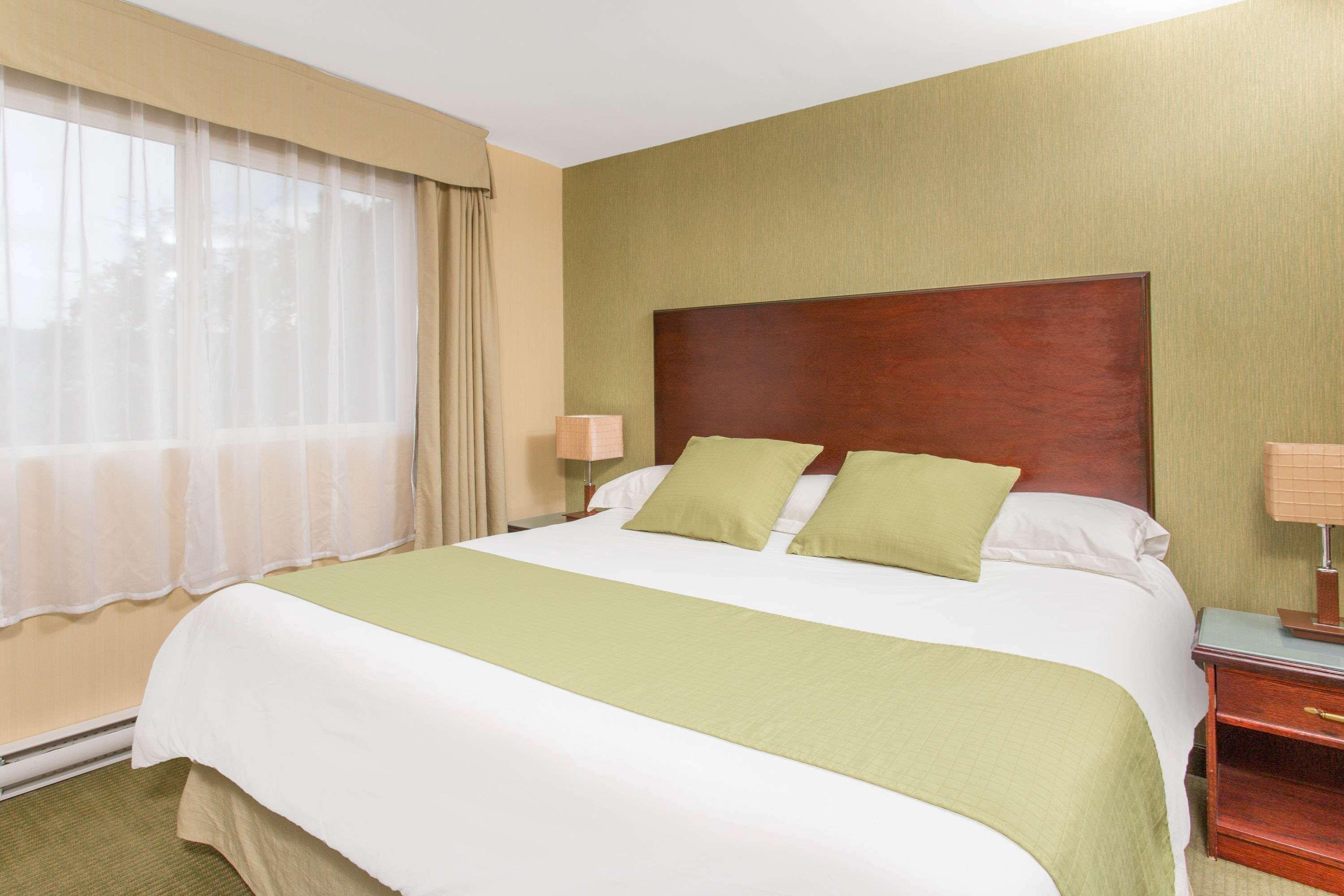 Ramada By Wyndham Williams Lake Buitenkant foto